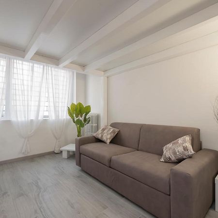 I Host Apartment - Neera 22 ميلان المظهر الخارجي الصورة