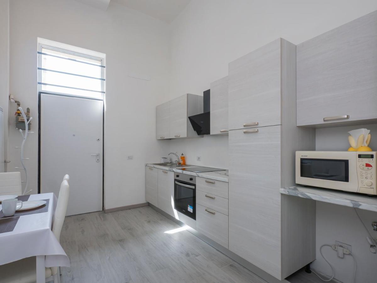 I Host Apartment - Neera 22 ميلان المظهر الخارجي الصورة