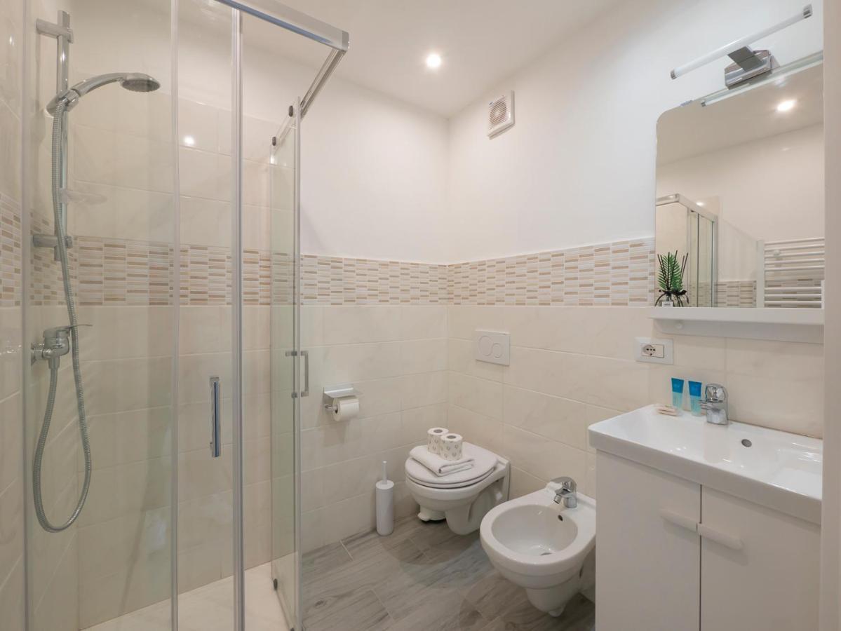 I Host Apartment - Neera 22 ميلان المظهر الخارجي الصورة