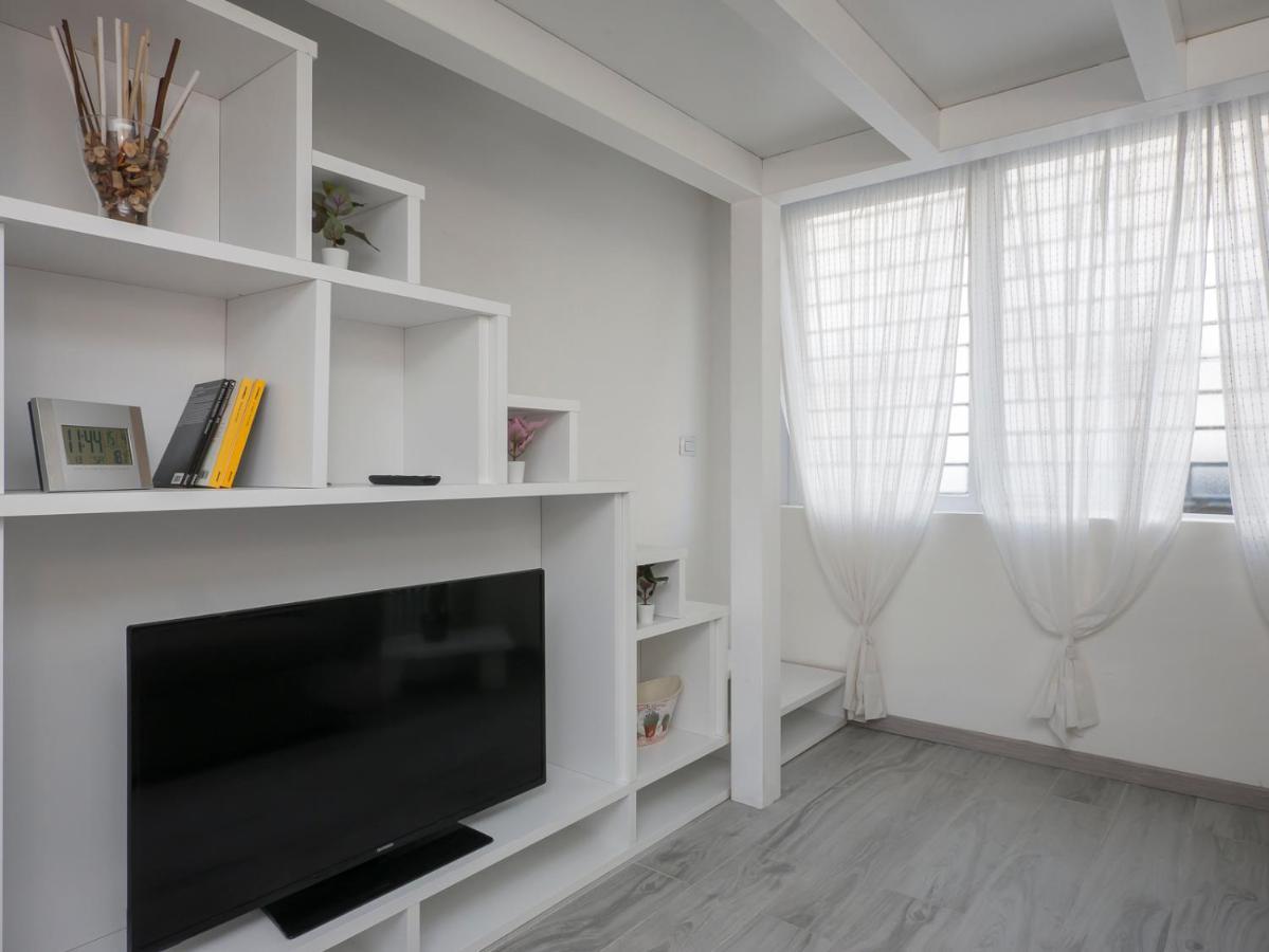 I Host Apartment - Neera 22 ميلان المظهر الخارجي الصورة