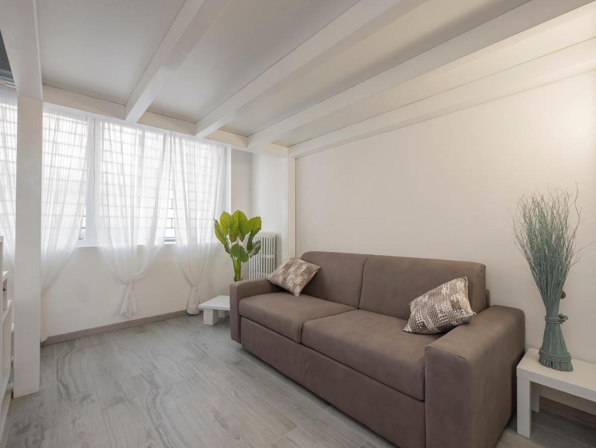 I Host Apartment - Neera 22 ميلان المظهر الخارجي الصورة